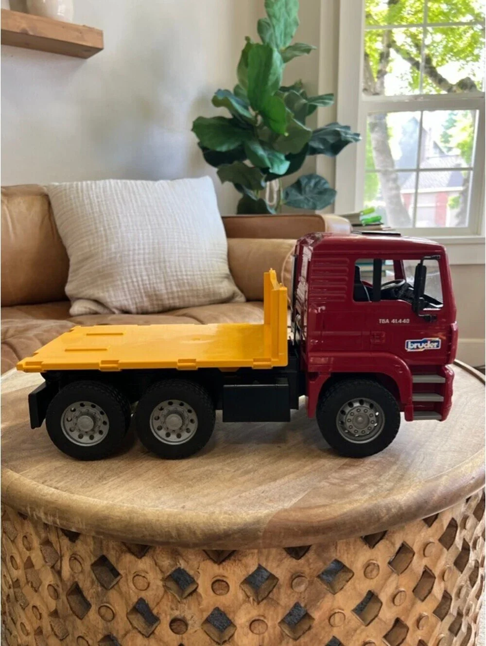 Bruder MAN TGA Tipping Construction Flatbed Toy Truck Scale 1:16 Play Boys